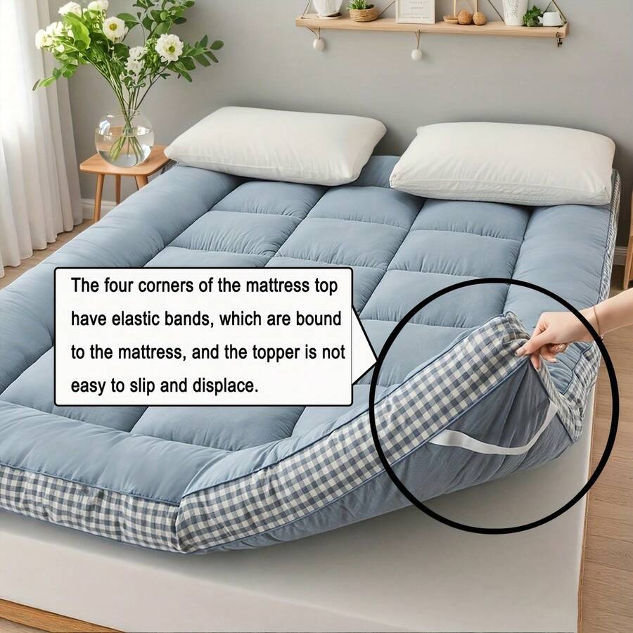 [1pcs 900gsm King Mattress Topper] Thin Mattress Pad With Checkered Print On The Side, Featuring Straps At The Corners Fit Over The Mattress, Foldable, Soft & Warm Mattress Protector | Low Allergenic & Breathable | Bedroom, Dormitory & Tatami